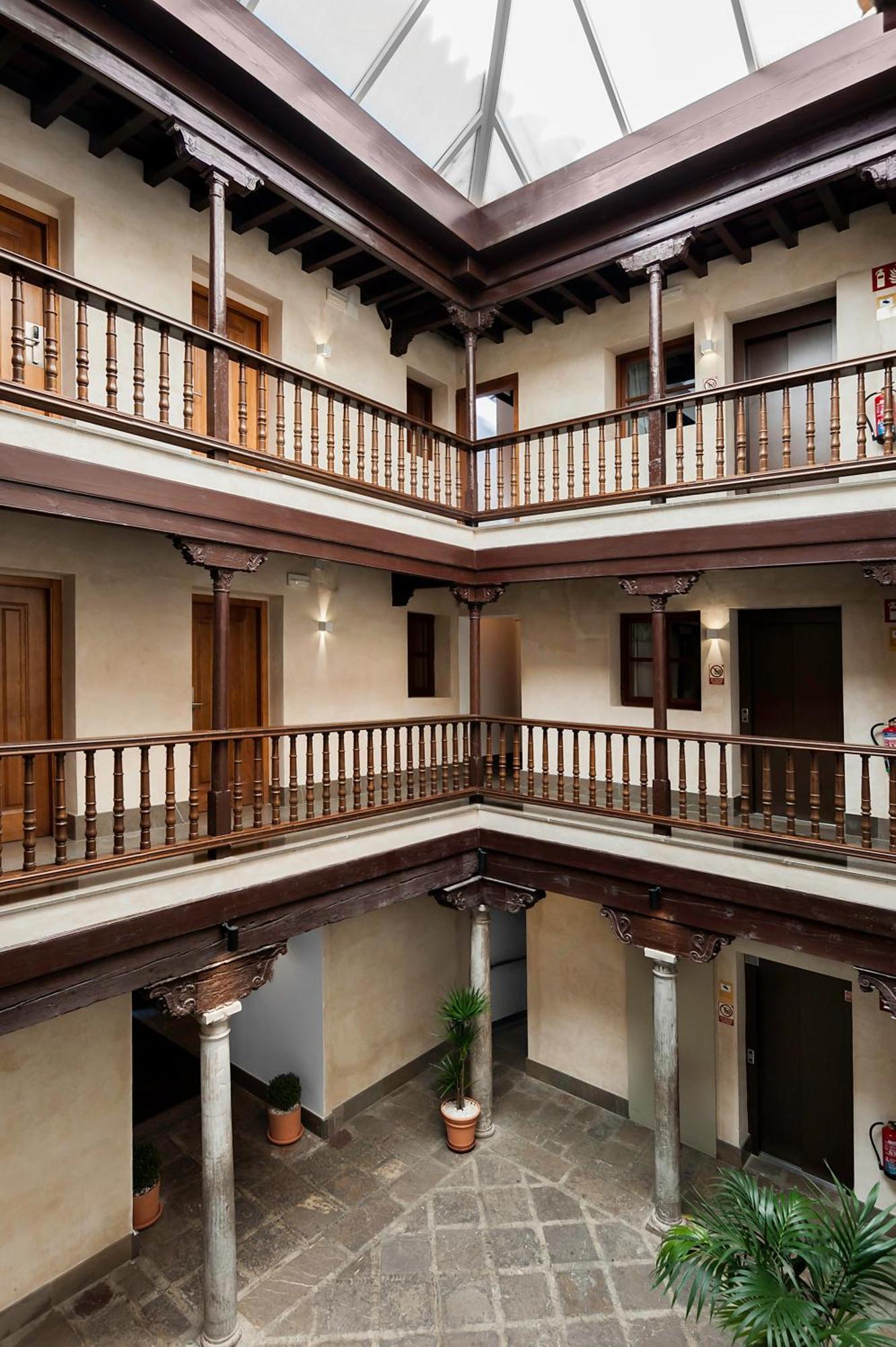 Hotel Mercader De Sedas Granada Eksteriør billede